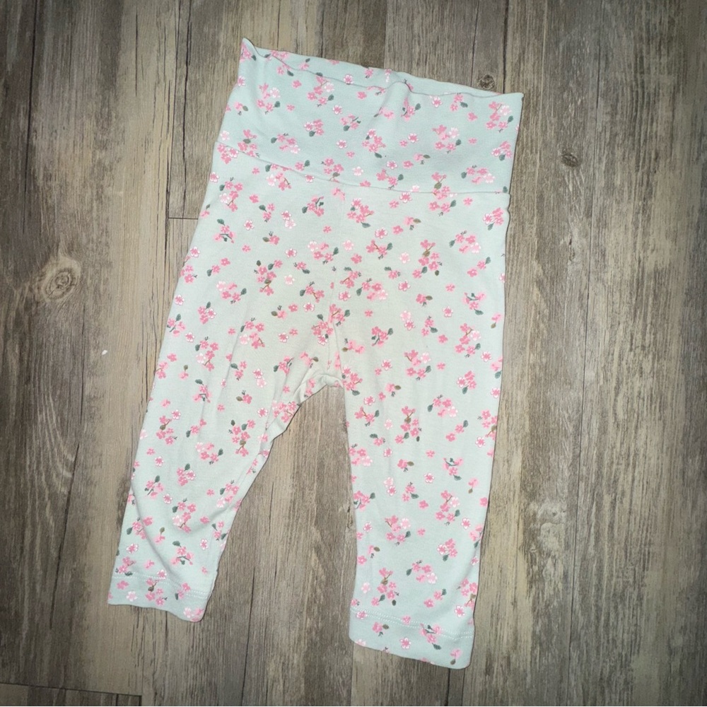 โ๏ธ6/$20โ๏ธ H&M Mint Floral Leggings - Picture 3 of 7